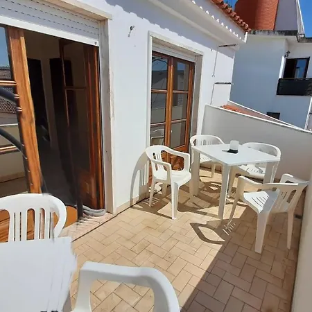 La Em Cima Apartment Sesimbra Exterior photo