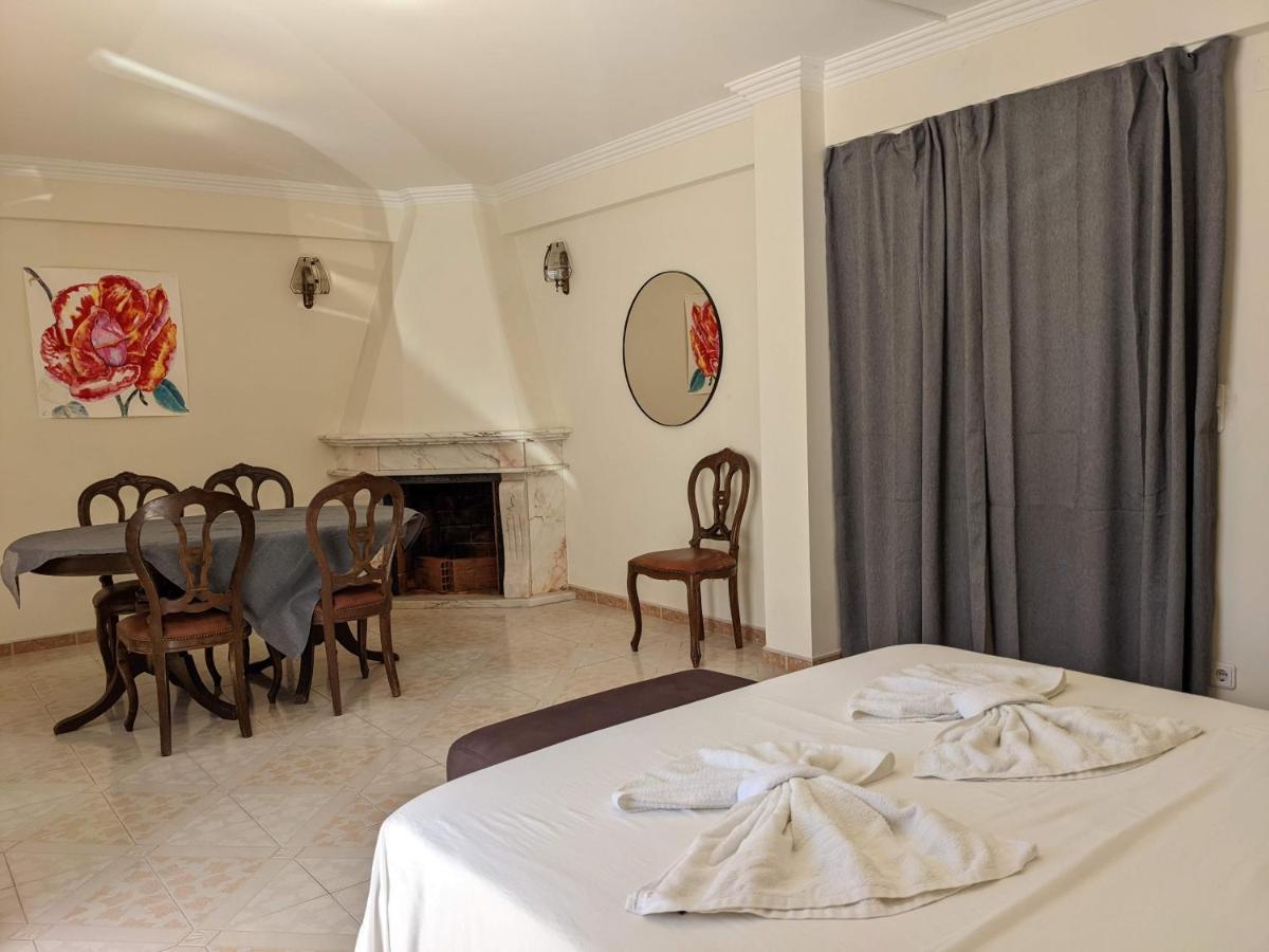 Homestay La Em Cima Sesimbra